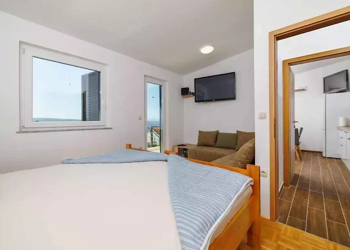 Apartmán With A - C In 53907