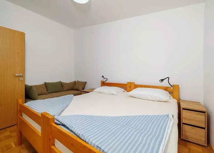 Apartmán With A - C In 53907