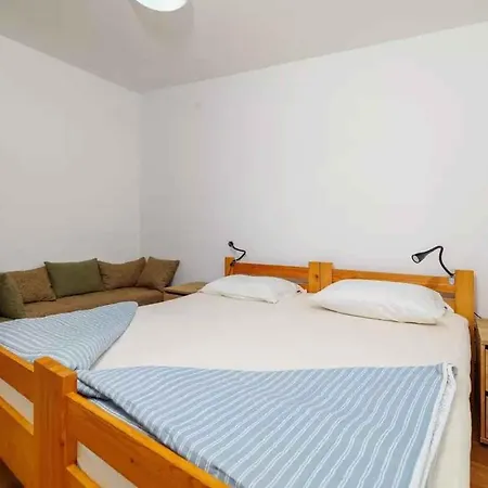 Lejlighed With A - C In 53907